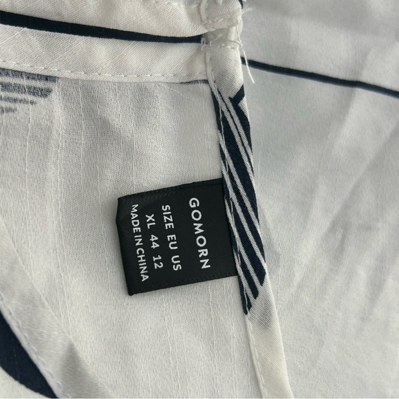 Gomorn polka dot top, size xl white/black, short sleeves - Picture 7 of 7